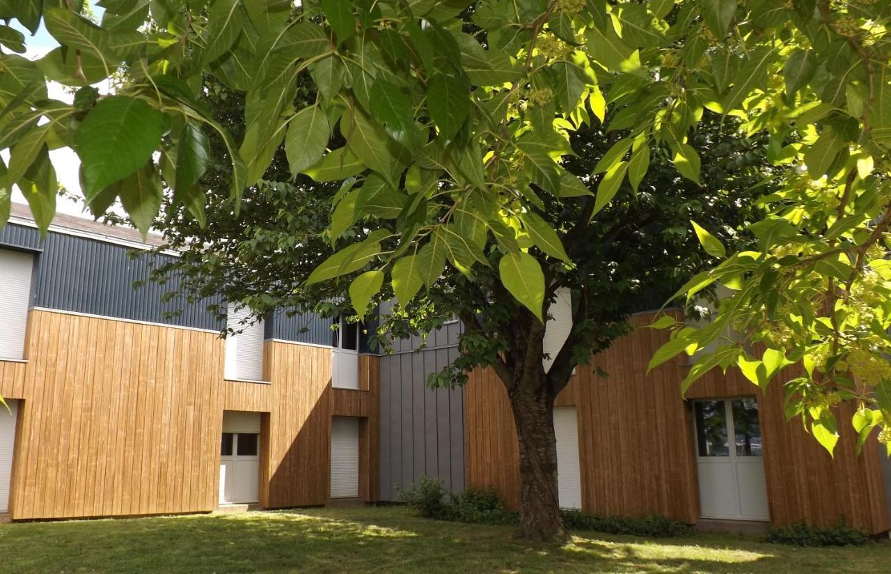 A Pousada Centre International De Sejour Laval  Exterior foto